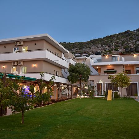 Iraklis Apartments สตาลิดา ภายนอก รูปภาพ