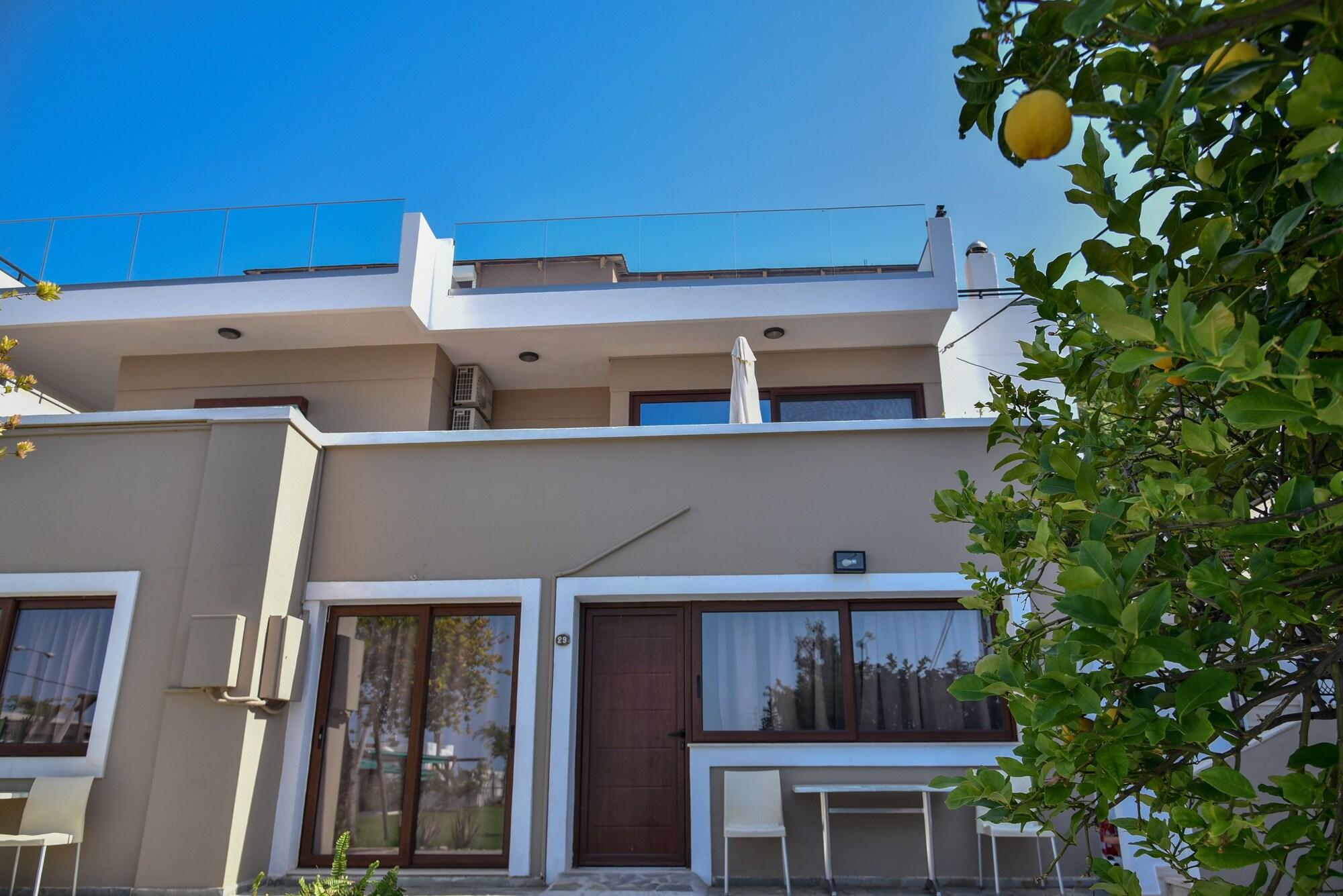 Iraklis Apartments สตาลิดา ภายนอก รูปภาพ