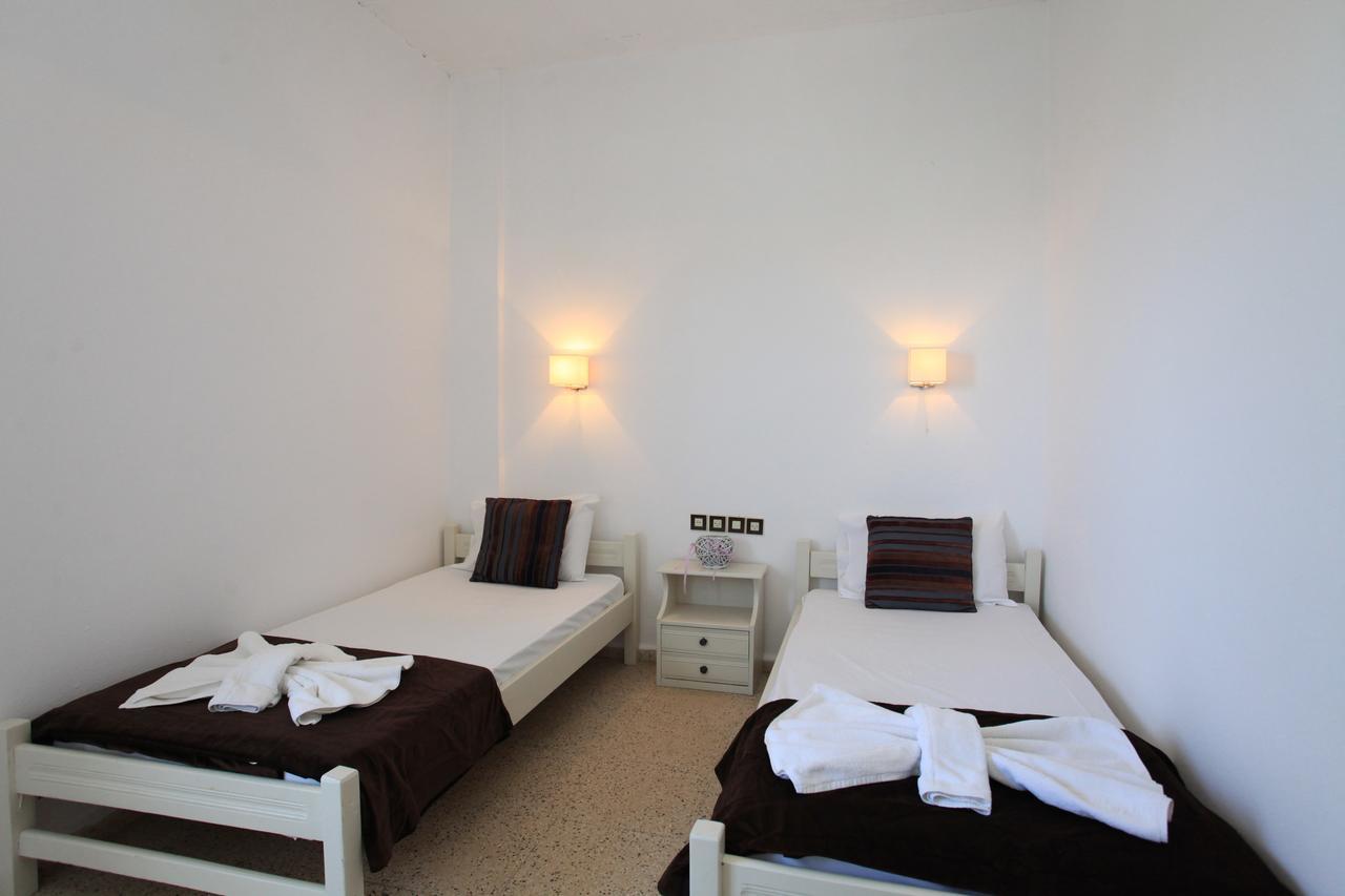 Iraklis Apartments สตาลิดา ภายนอก รูปภาพ